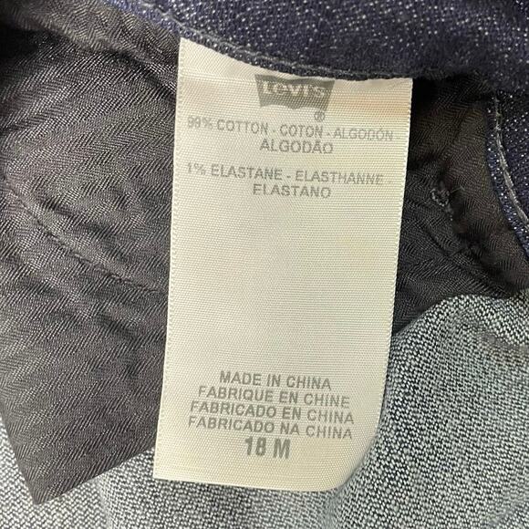 Levi’s NWT Dark Wash Wide Leg Jeans Size 18M - Picture 3 of 12